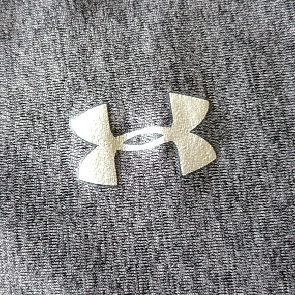 UNDER ARMOR FITTED COUPE SHIRT HEAT GEAR - Picture 2 of 5